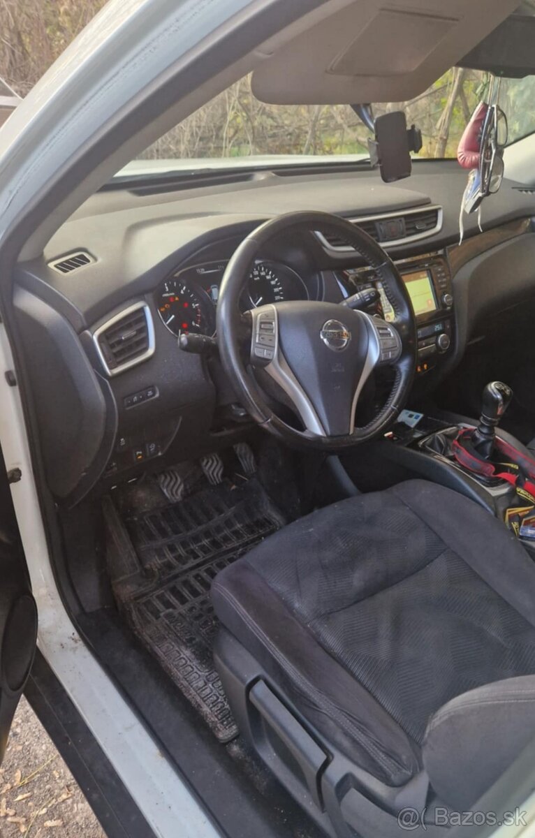 Nissan X-Trail 1.6 dCi 96 kW Tekna / 4x4 / 7-miestny / TOP s - 4