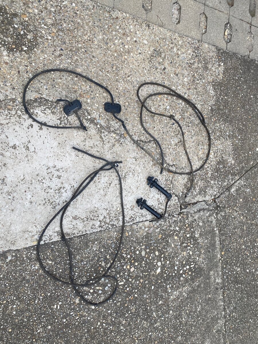 Predám pravý ostrekovač reflektoru pre Peugeot/Citroen - 4