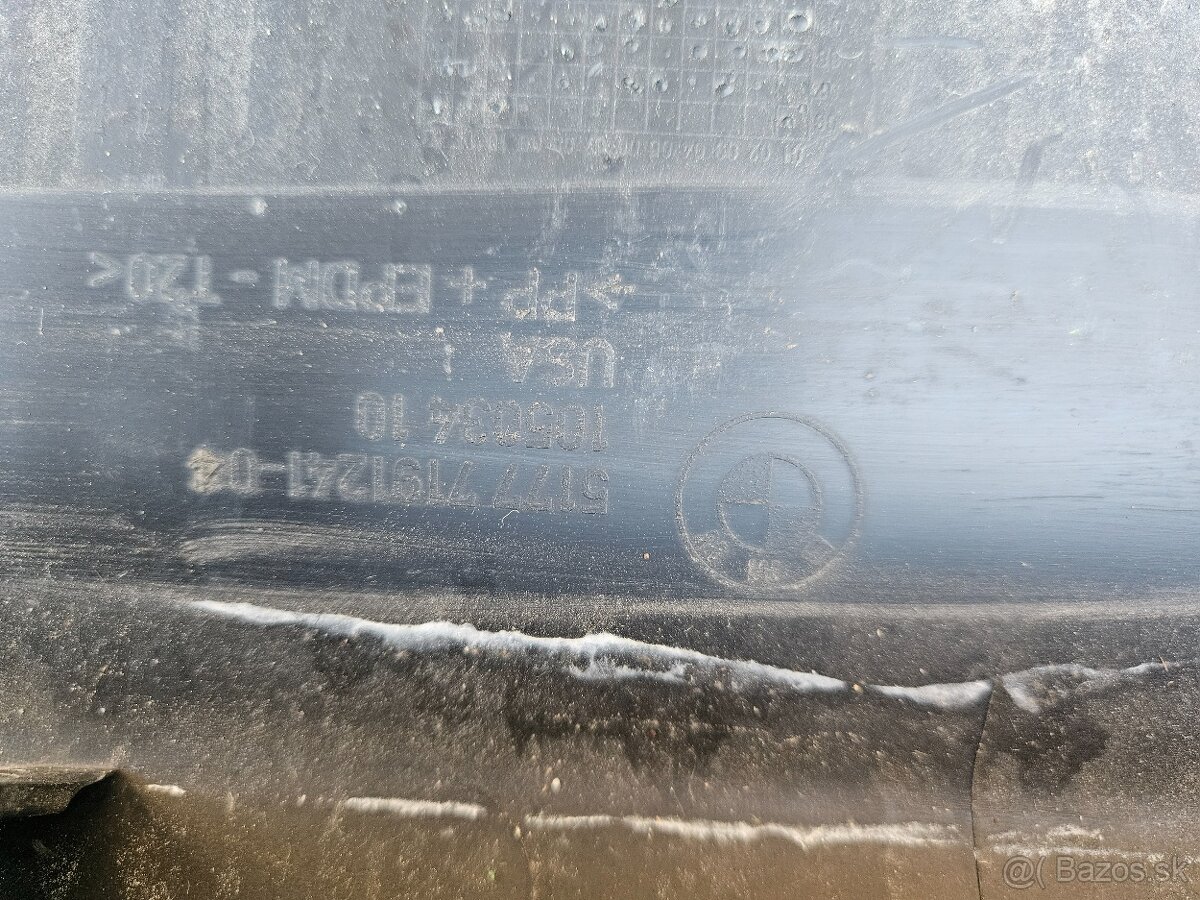 Bmw x5 e70...plastove podbehy - 4