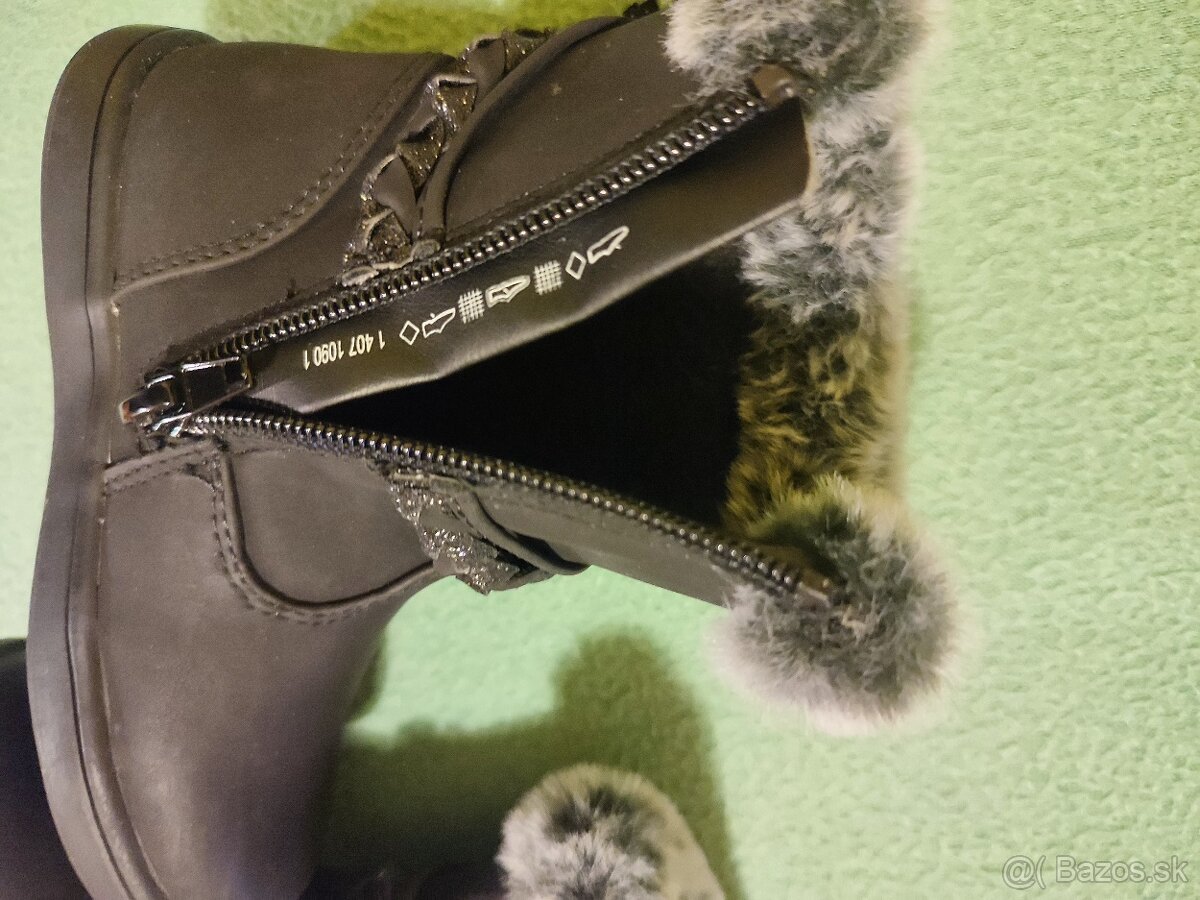 Dievčenské zimné čižmičky -NOVÉ - veľkosť 23 - 4