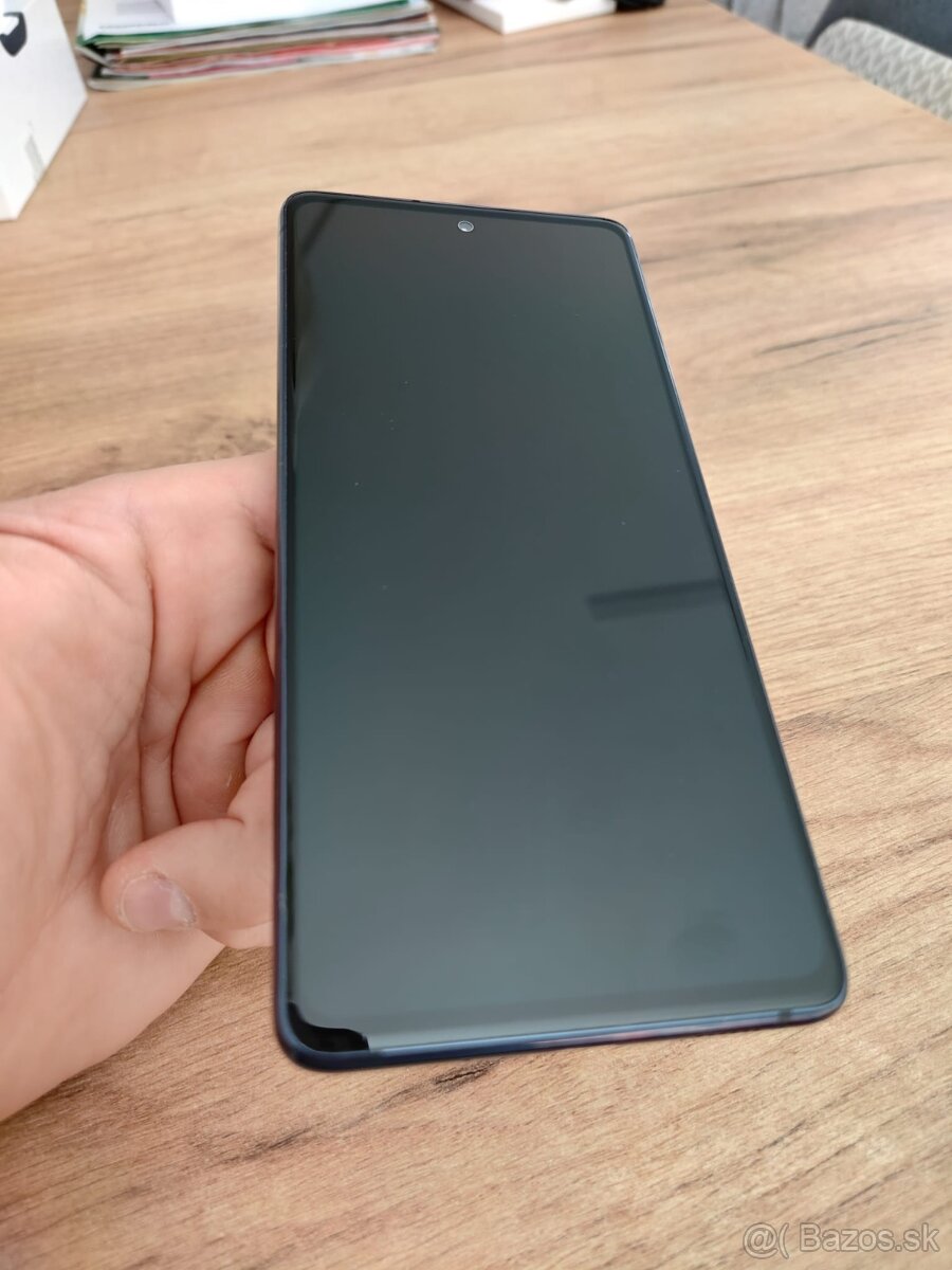 Samsung Galaxy S20 FE - 4