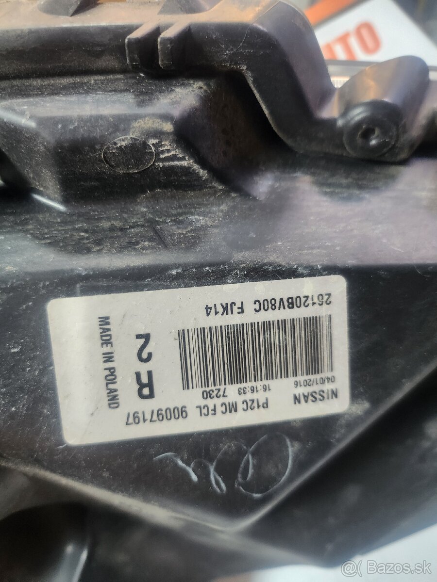 Prave predne svetlo Nissan Juke - 4