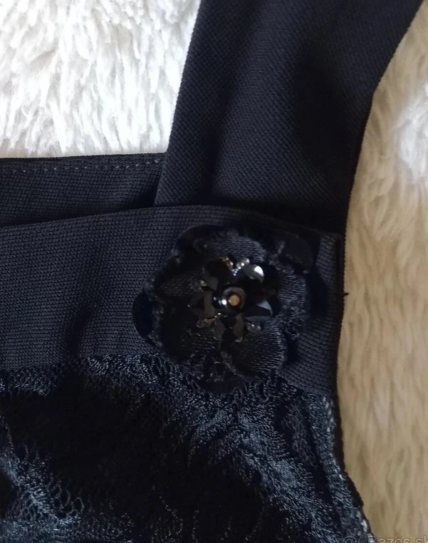 Spoločenské krajkové šaty - 4