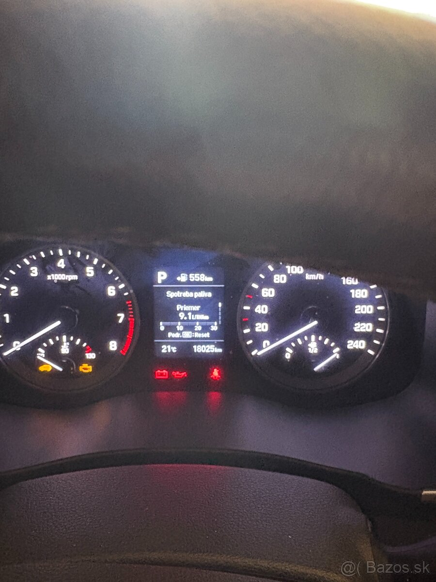 Predám Hyundai Tuscon 18000km - 4