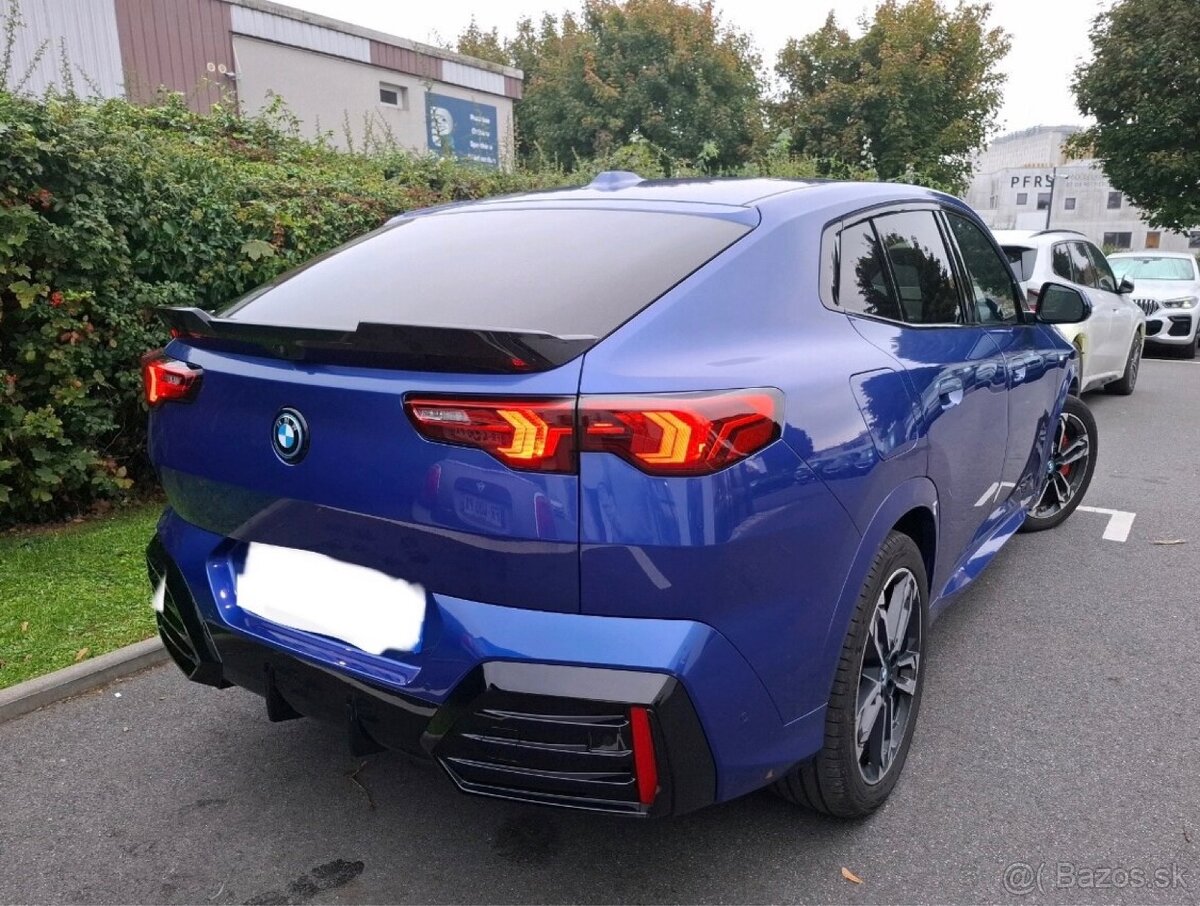 BMW iX2 - 4
