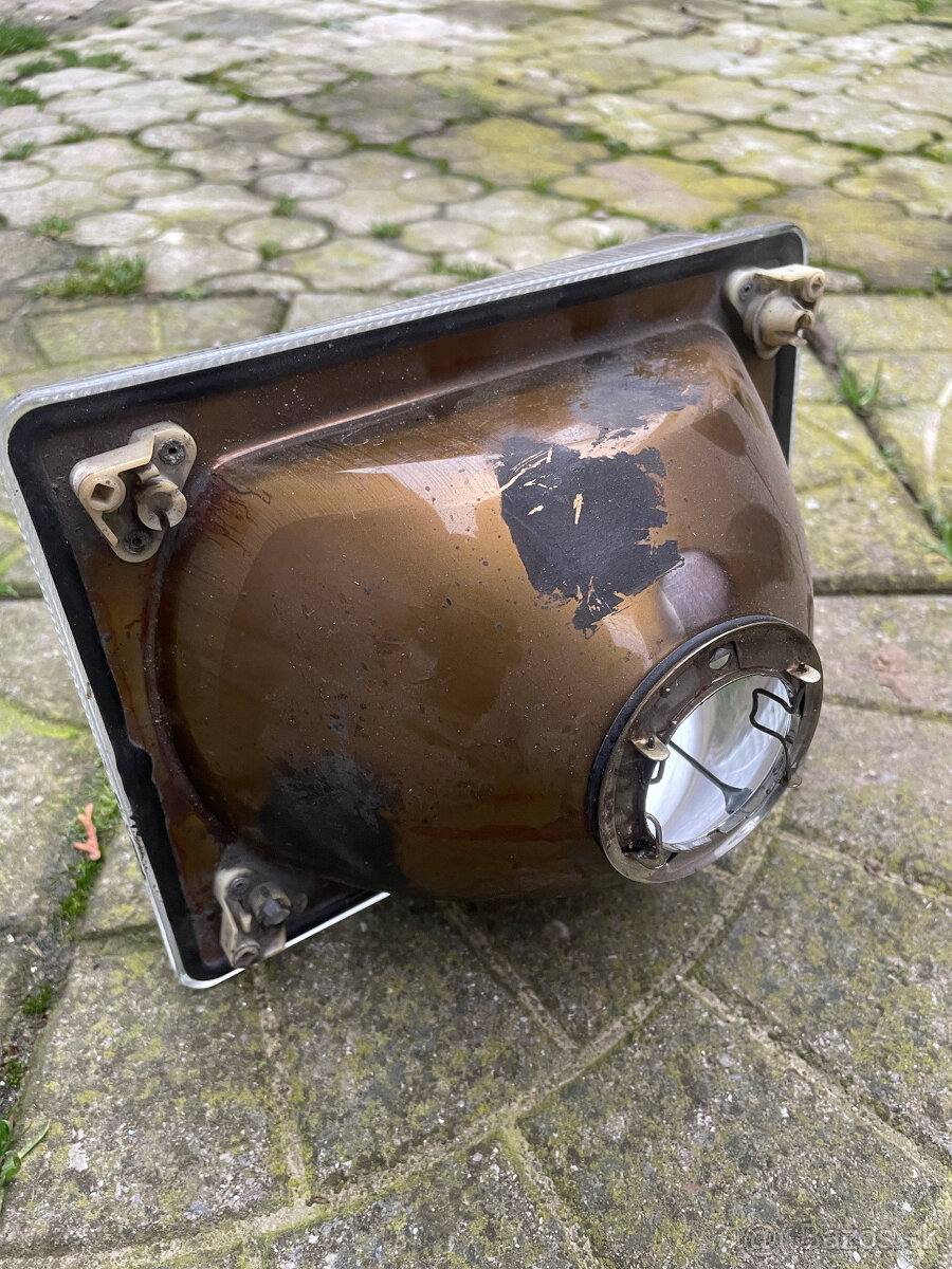 Predám originálne ľavé predné svetlo – FIAT UNO 1 - 4