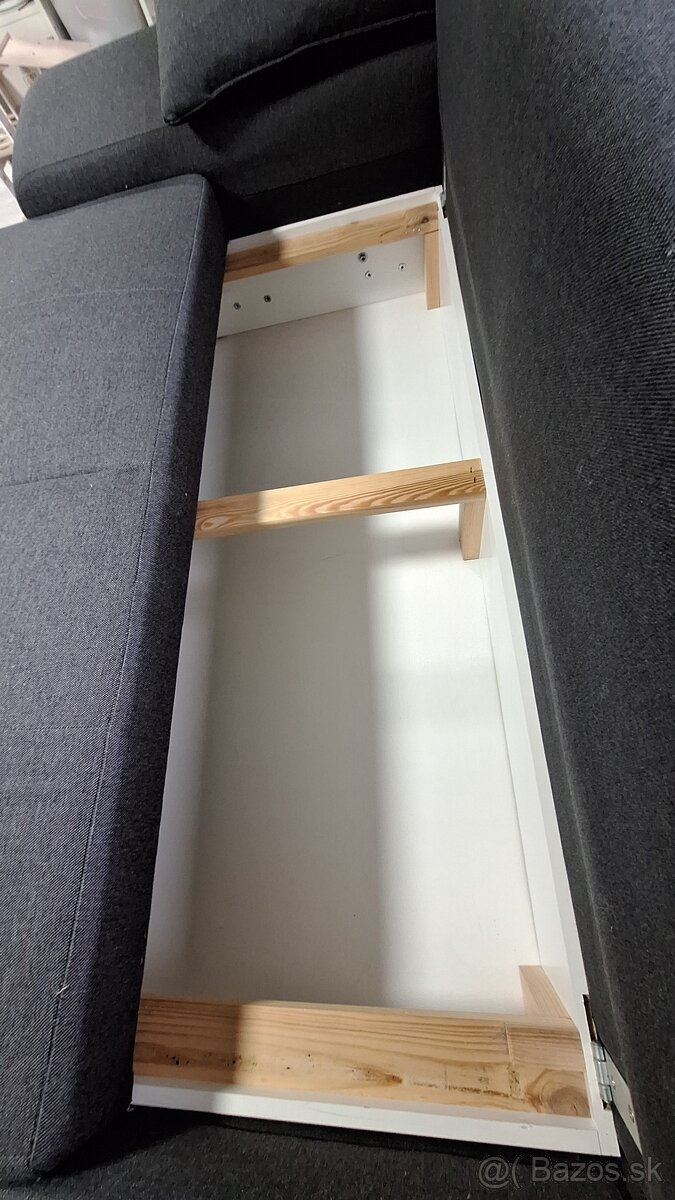 Velka rohova rozkladacia sedacka s uloznym priestorom - 4