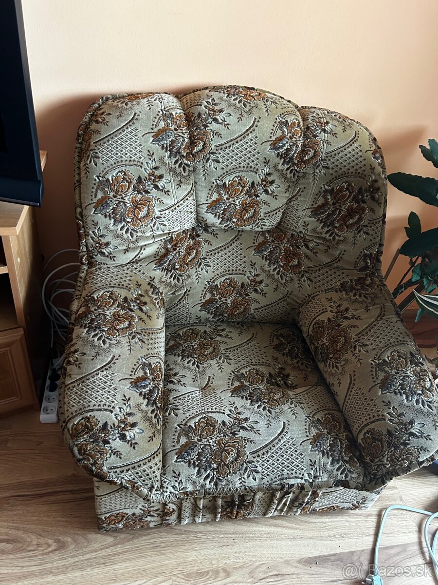 Sedačka +2xKreslo+2xtaburetka - 4