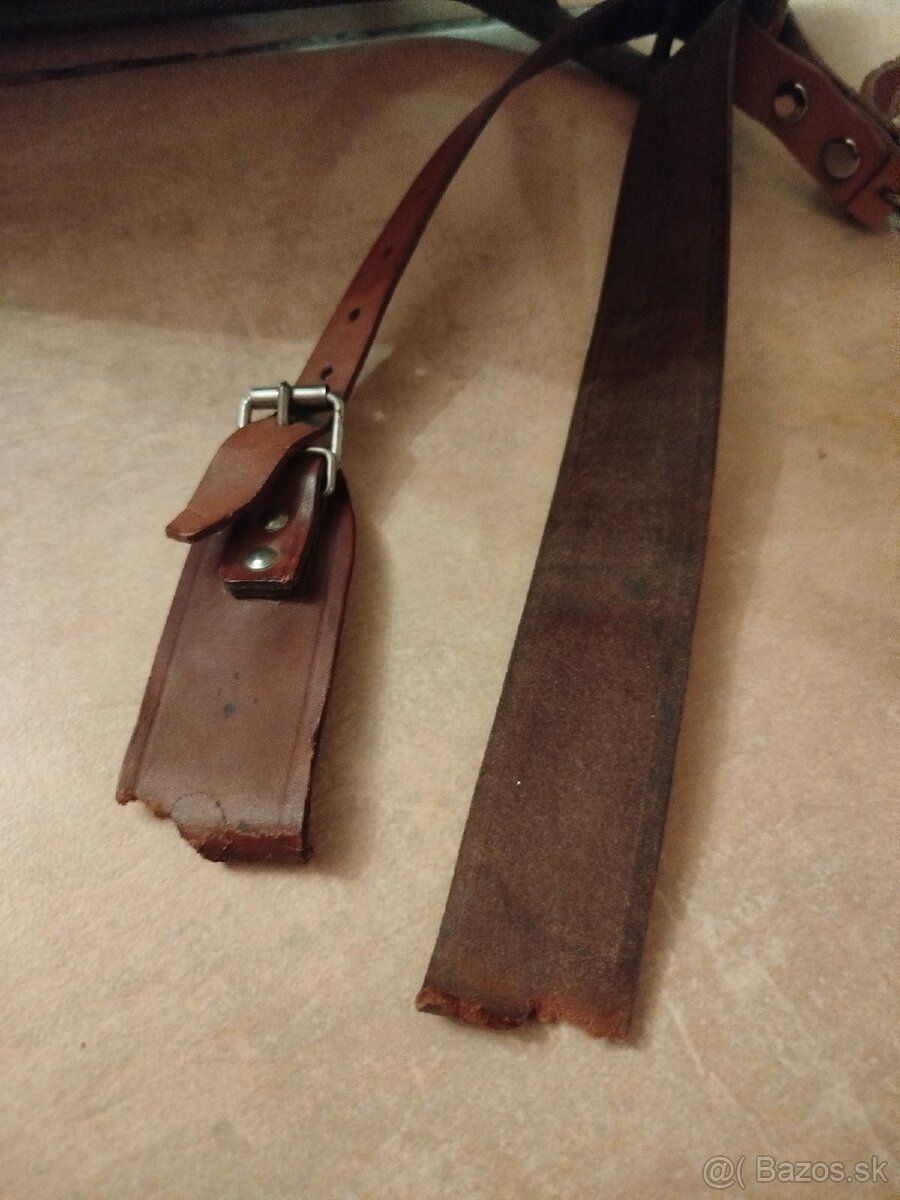 Starý kožený turistický nosič - 4