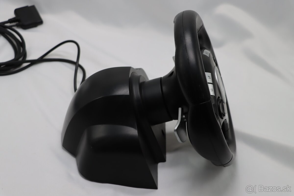 Trust GXT 27 volant + pedále USB/PS2 - 4