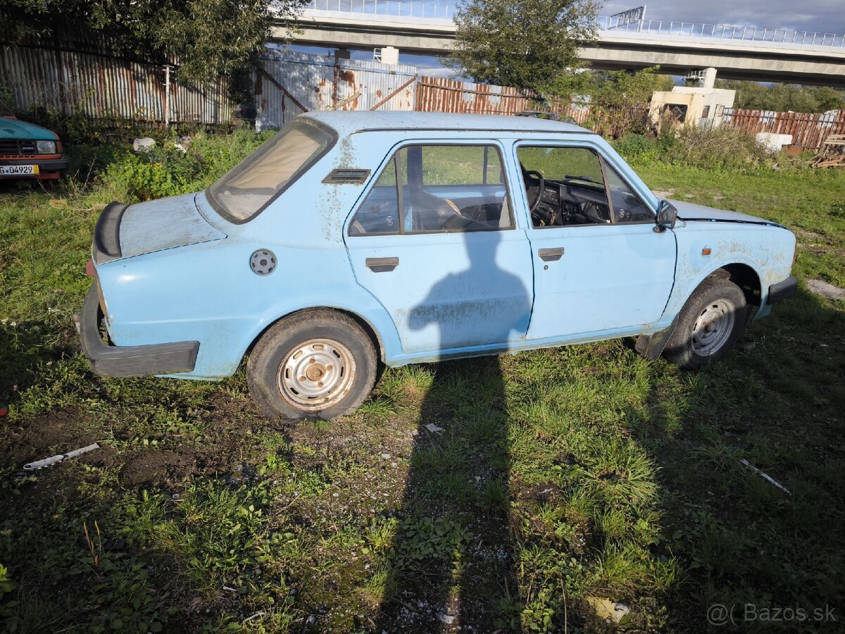 Predám Škoda 105S – ideálne na diely alebo renováciu - 4