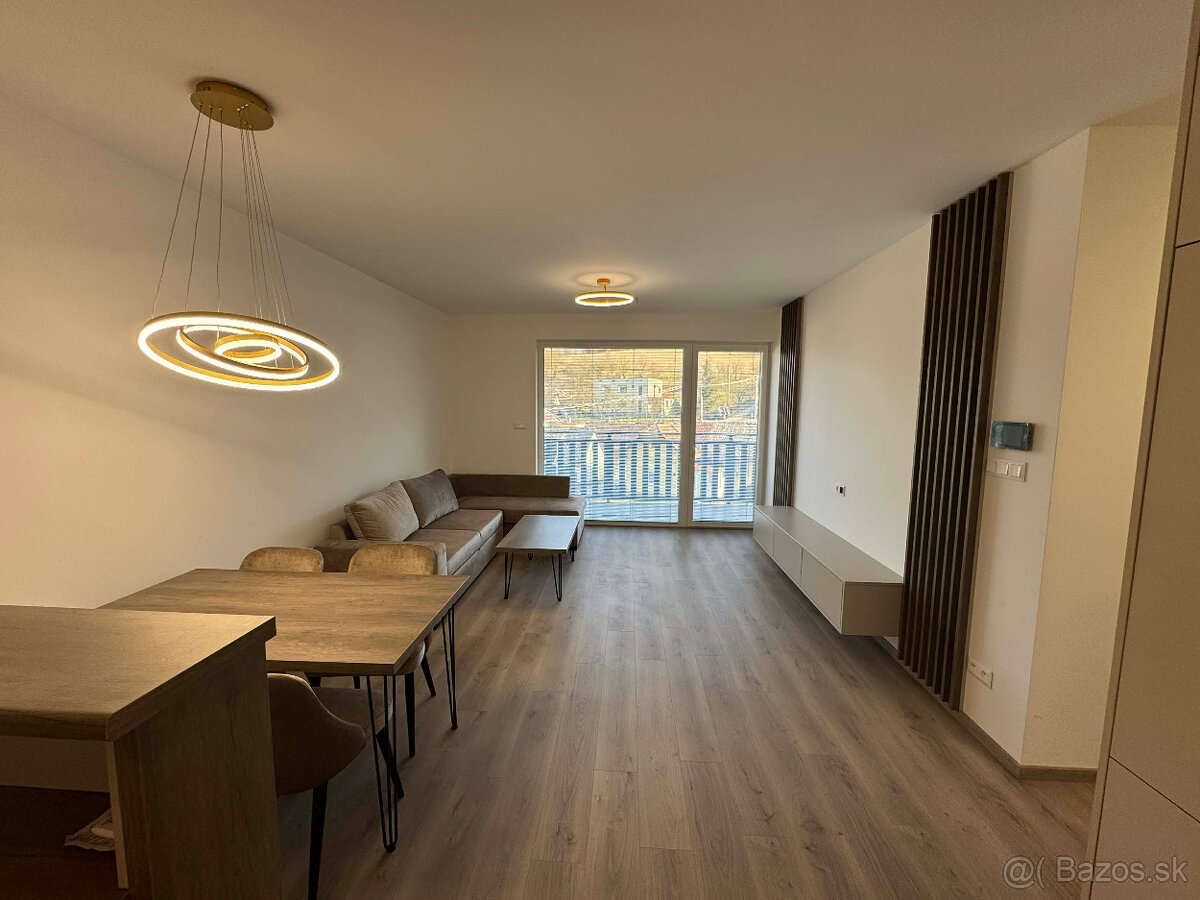 Prenájom 3-izbového bytu - 4