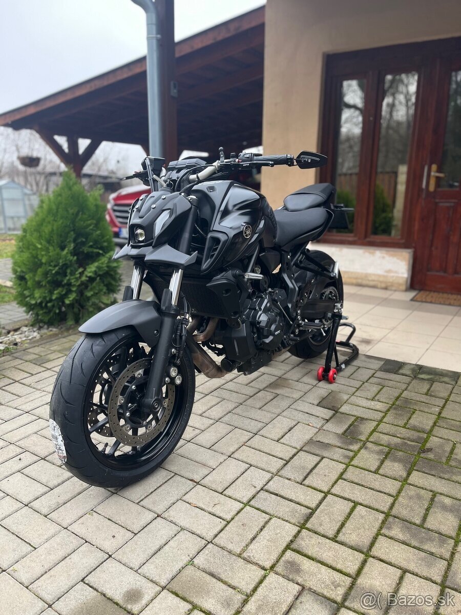 Yamaha MT-07 (2022) | A2 – 35 kW - 4