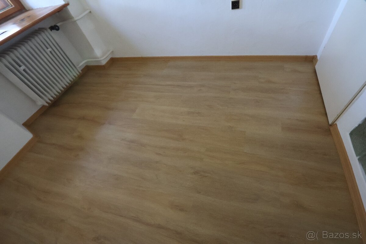 Laminátová podlaha, vzor dub - 4