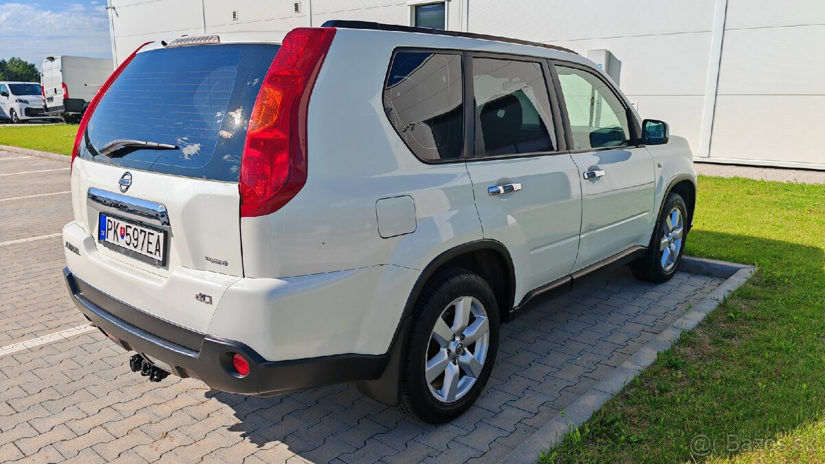 Nissan X-trail 2,0 DCI 4x4 Automat - 4