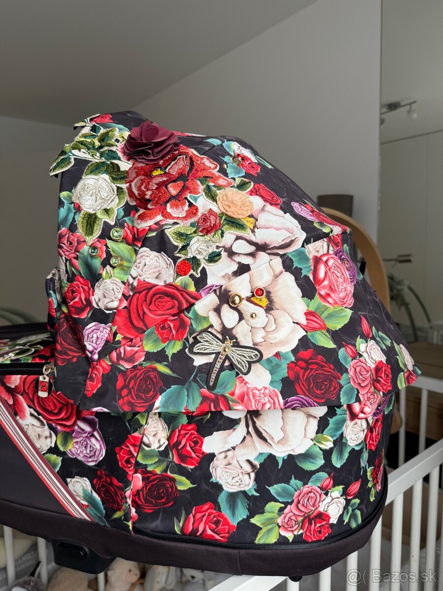 Vanička Cybex priam 4.0 spring blossom dark - 4