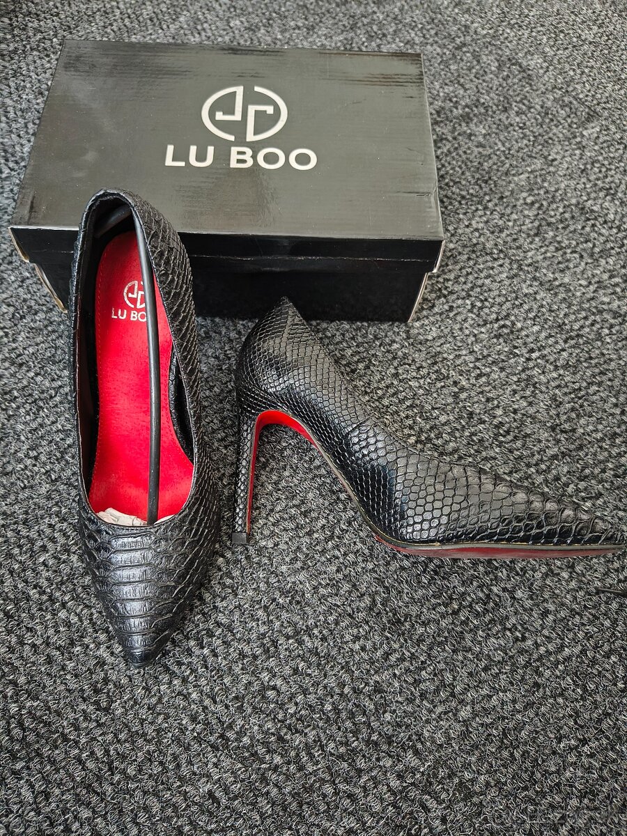 Cierne lodicky 37 - 4