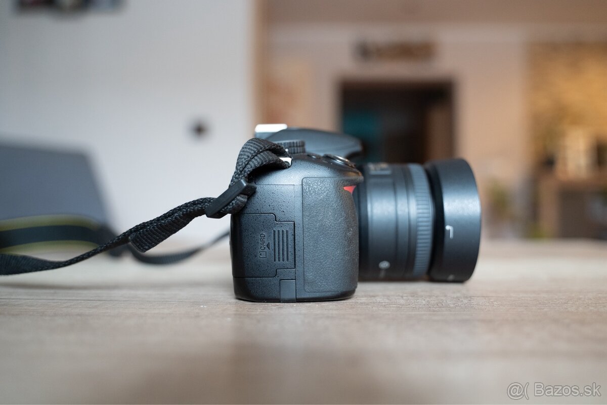 Nikon D3100 + AF-S 35mm f/1.8 G - 4