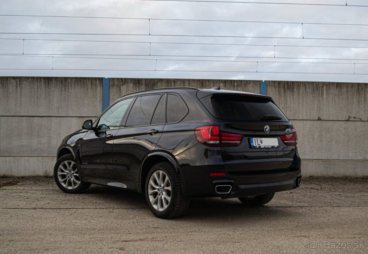 BMW X5 xDrive30d 190kW M-Packet - 4