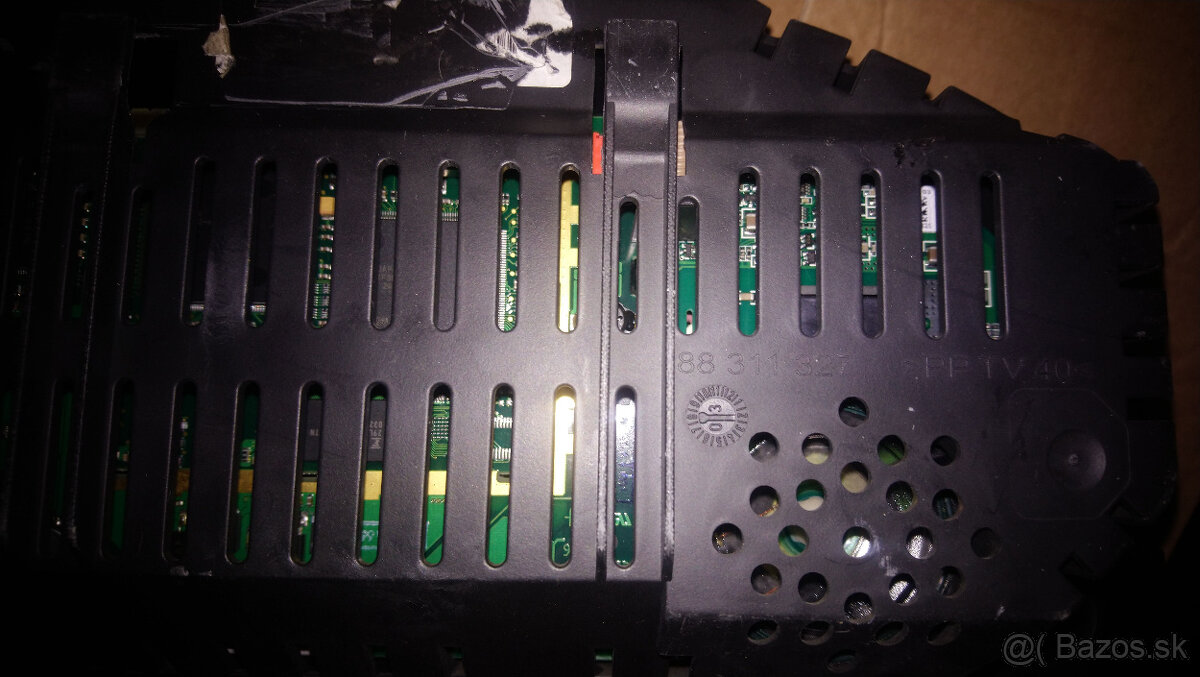 Audi A8 S8 / D3 / 4E Budíky - Speedometer - 4