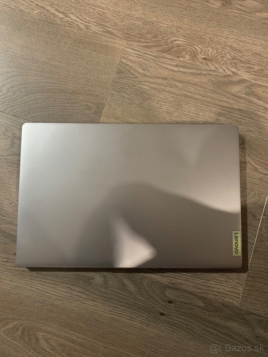 Lenovo IdeaPad Slim 3 15IAN8 - 4