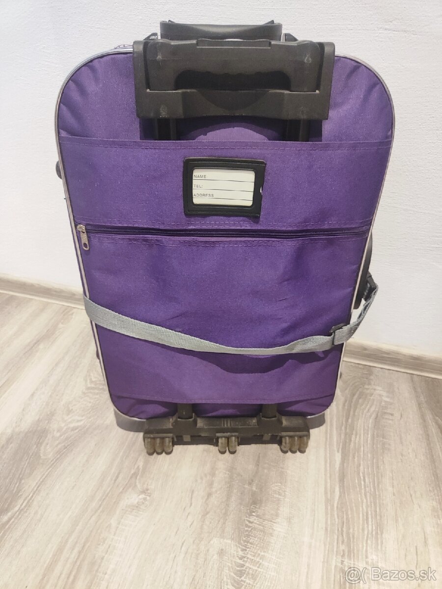 Fialový cestovný kufor - 4