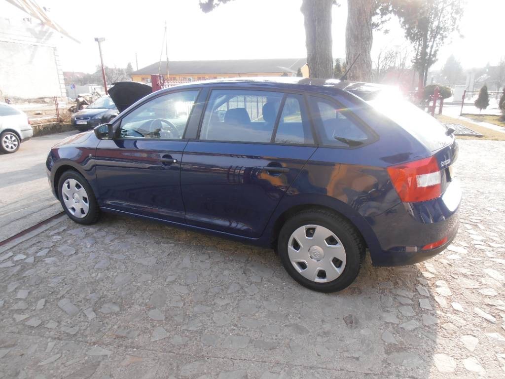 Škoda Rapid Spaceback SB 1.2 TSI Ambition - 4