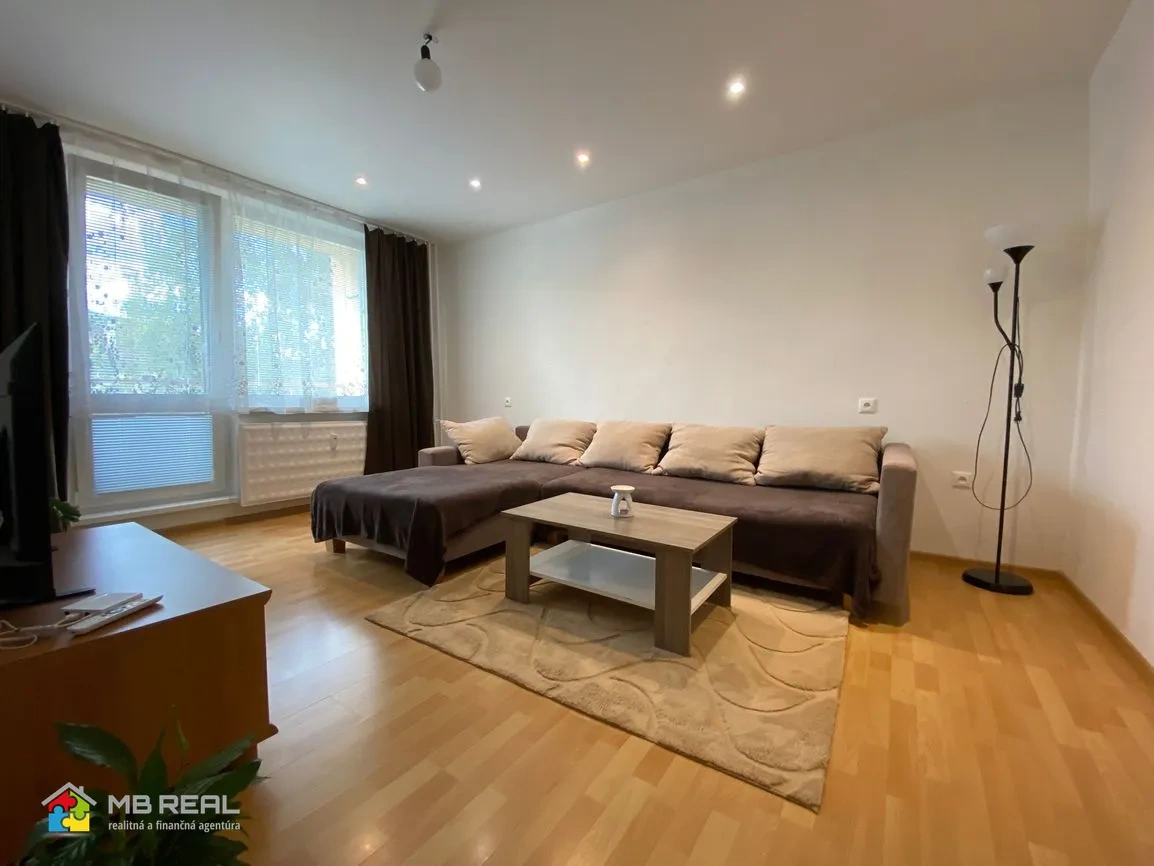 REZERVOVANÉ - Dvojizbový byt, Zvolen, sídlisko Sekier, 68 m2 - 4