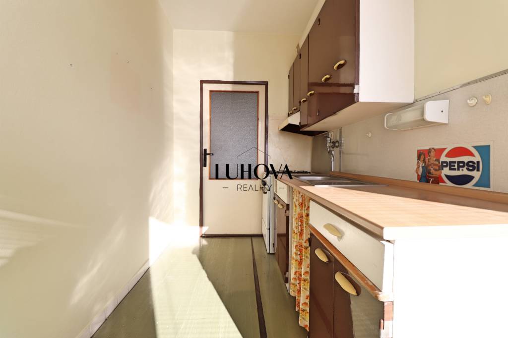 3 - izbový byt vo vyhľadávanej lokalite - 4