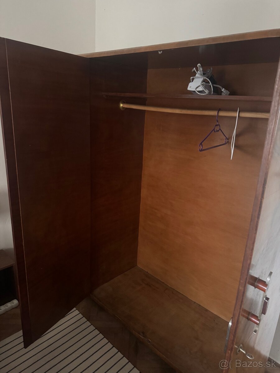 Starozitna skrina - 4