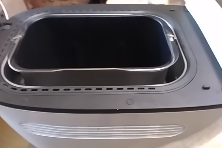 Pekárnička na chleba Tefal PF610138 - 4