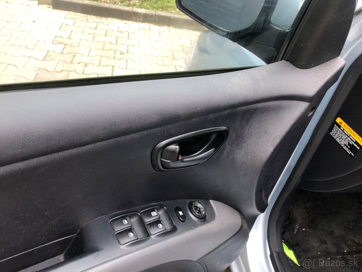 Hyundai i10 - 2012 - 4