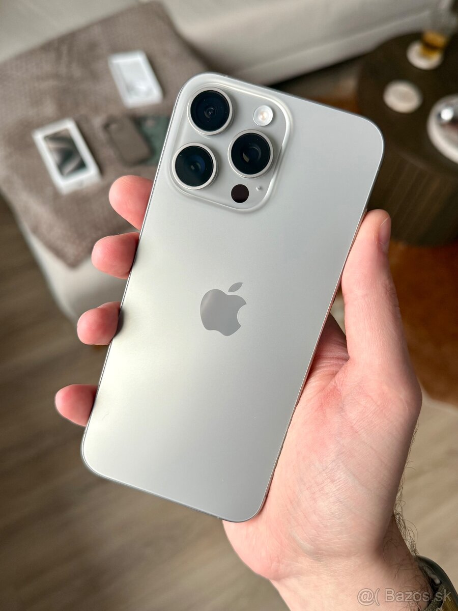 iPhone 15 Pro Max 256GB Natural Titanium - 4