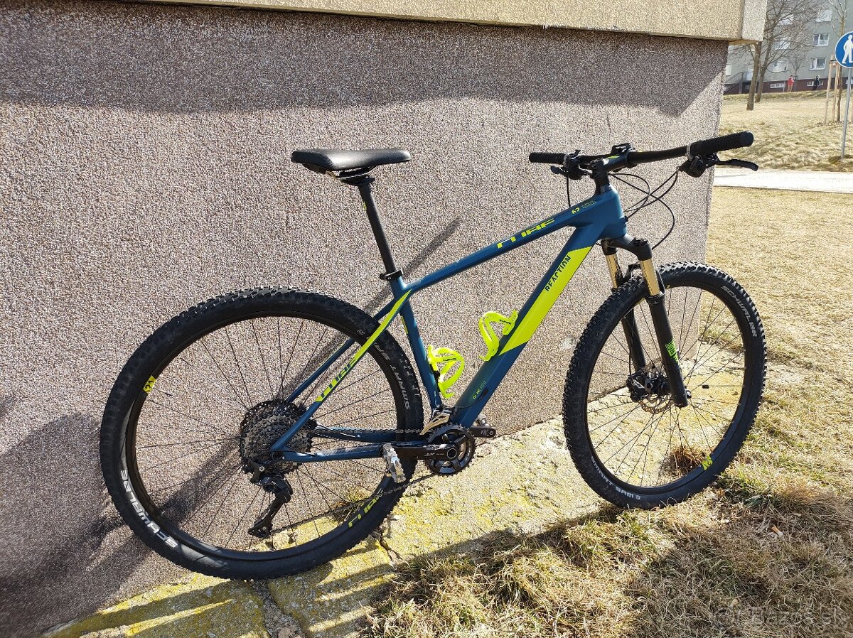 Cube reaction C:62 blue - 4