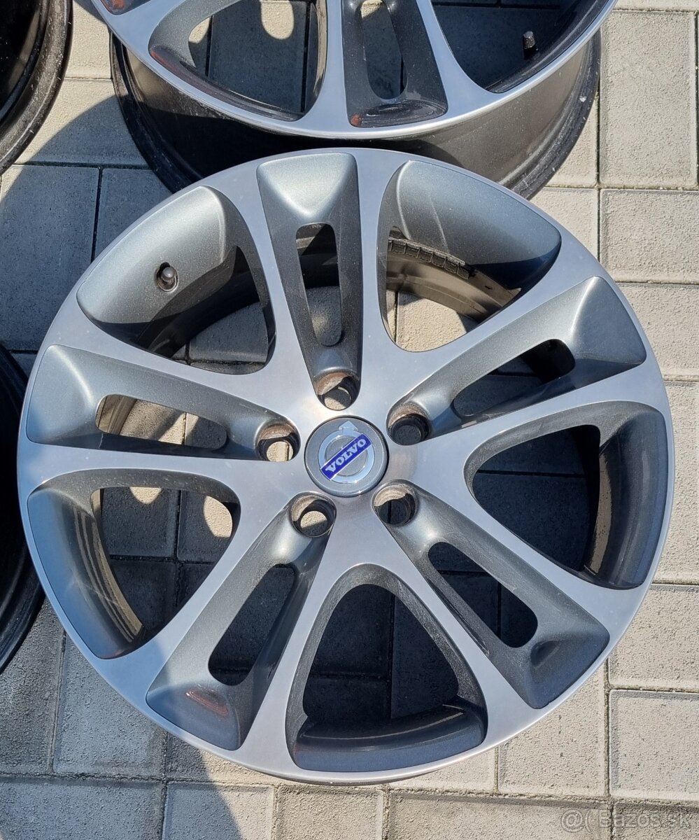 5x108 R18 7,5J ET52,5 VOLVO - 4