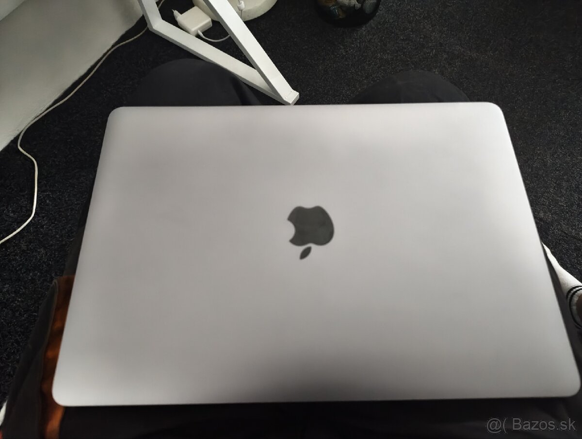 Predám macbook pro malo používaný - 4