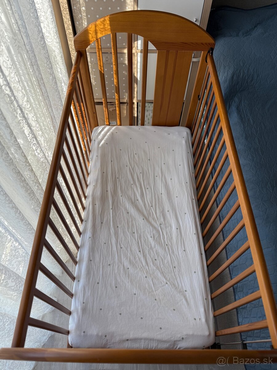 Drevená detská postielka z masívu - 4