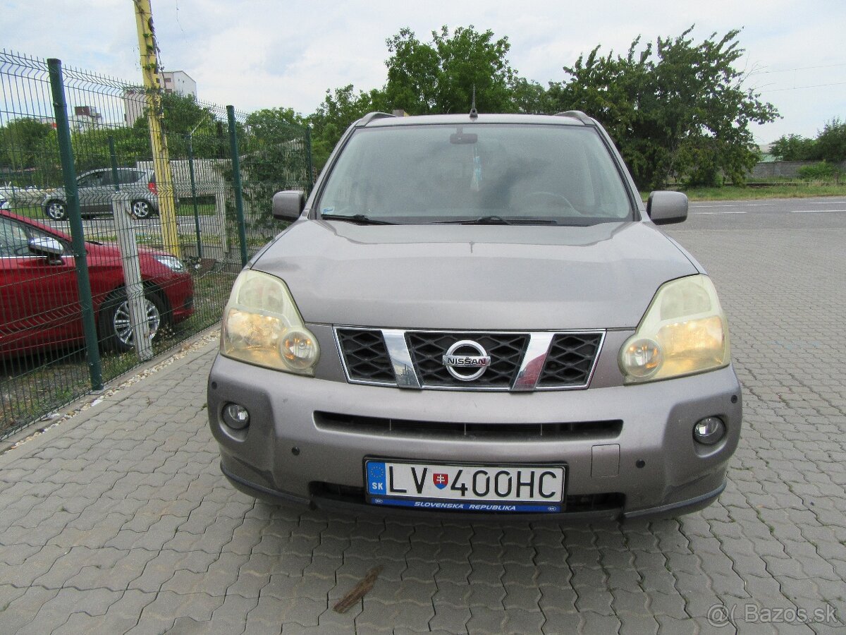 Nissan X-Trail - 4