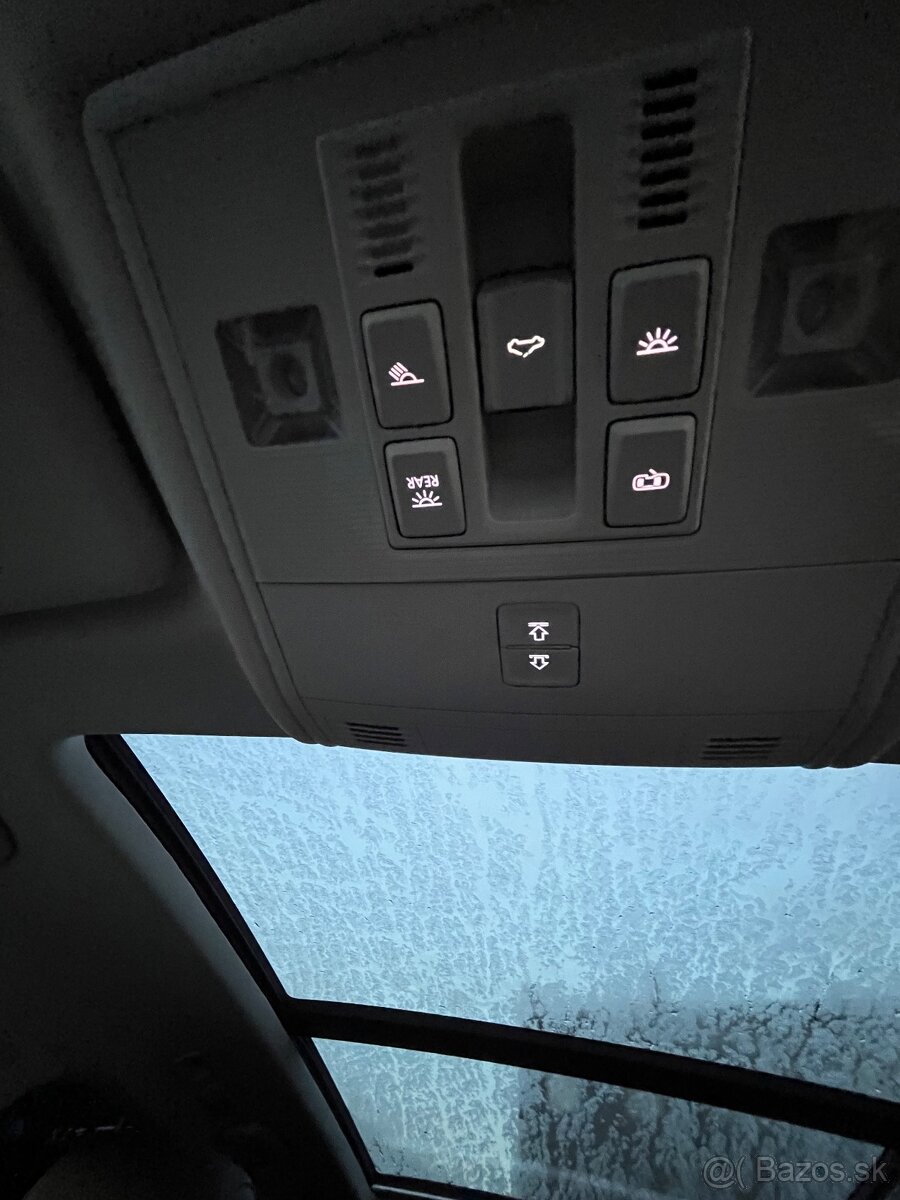 Skoda superb III. L&K 2.0 TDi 140kw 2016 panorama - 4