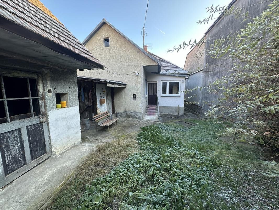 Ponúkame na predaj starší bungalov v Brusne - 4