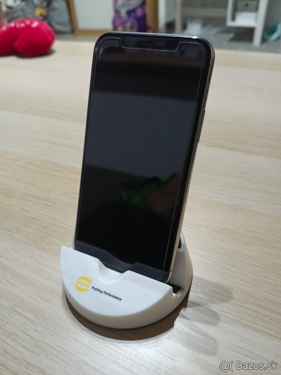 ✅ Apple iPhone 11 Pro - 4