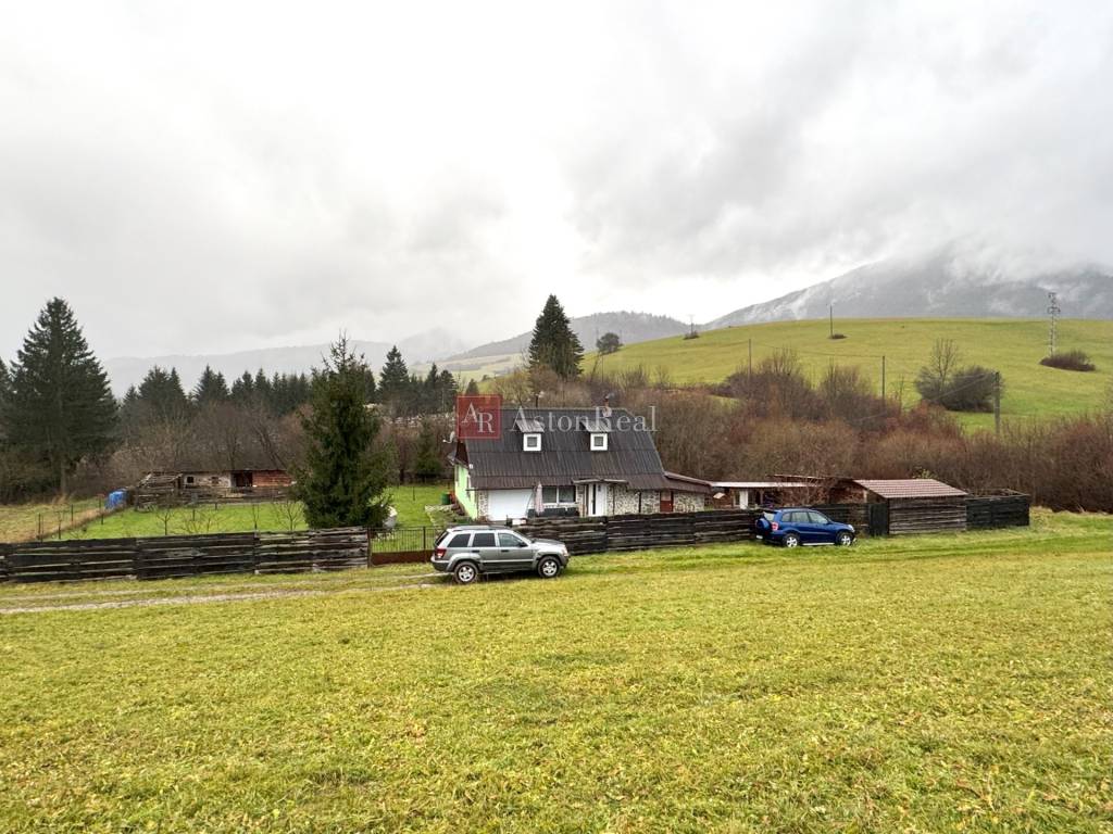 Znížená cena RODINNÝ DOM v obci ISTEBNÉ, 1643 m2 - 4