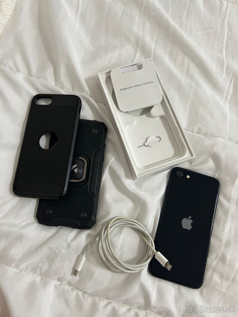 iPhone SE 128GB 2022 (3.generácia) - 4