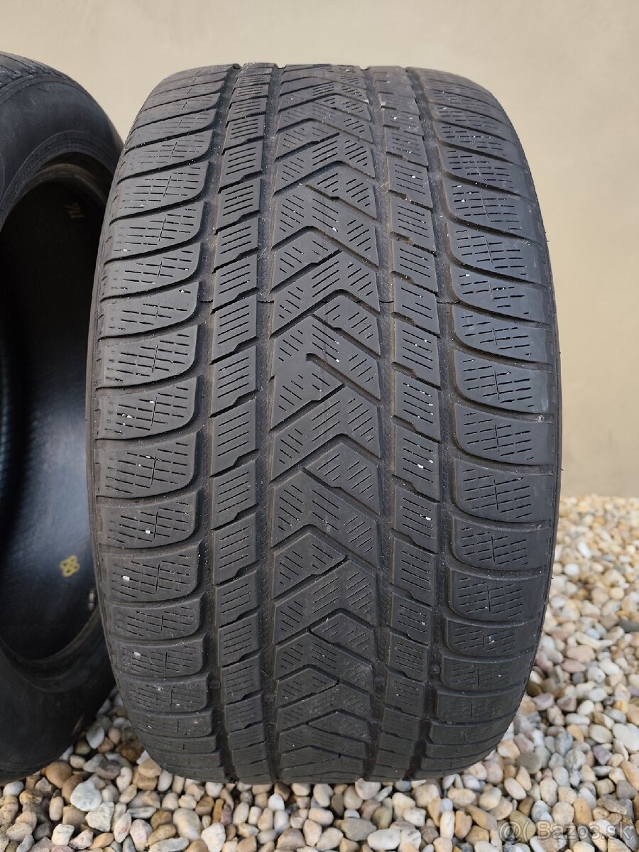 2x zimné pneumatiky Pirelli 315/40R21 - 4