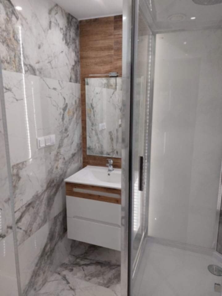 Prenájom 2 - izbový byt - 4