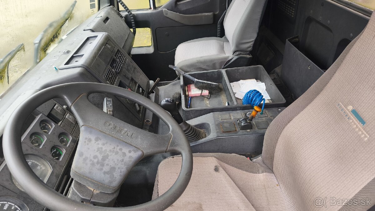 Iveco EuroTrakker - 4