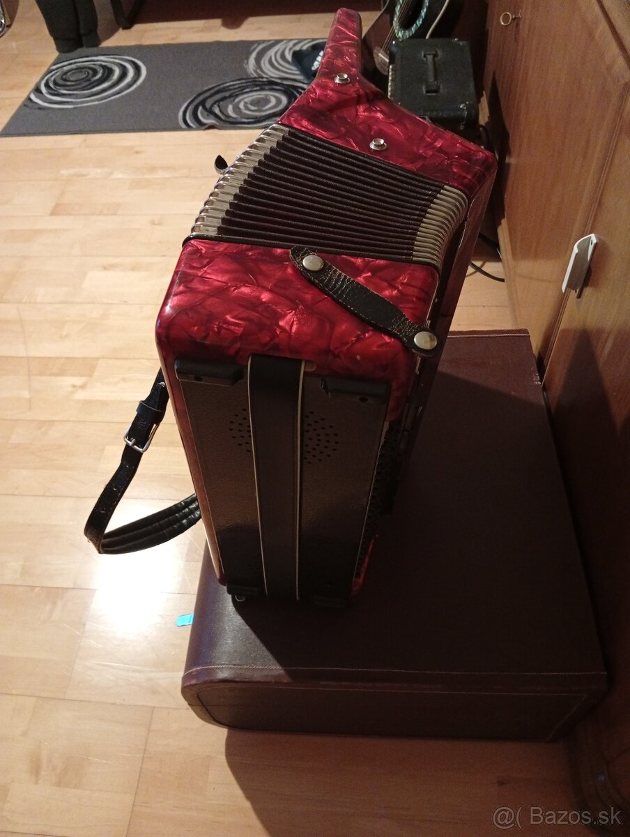 Akordeón Weltmeister Stella 120Basový - 4