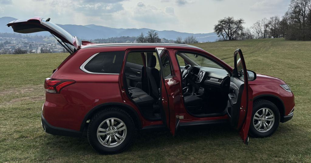 Predám Mitsubishi Outlander MY18 - 4