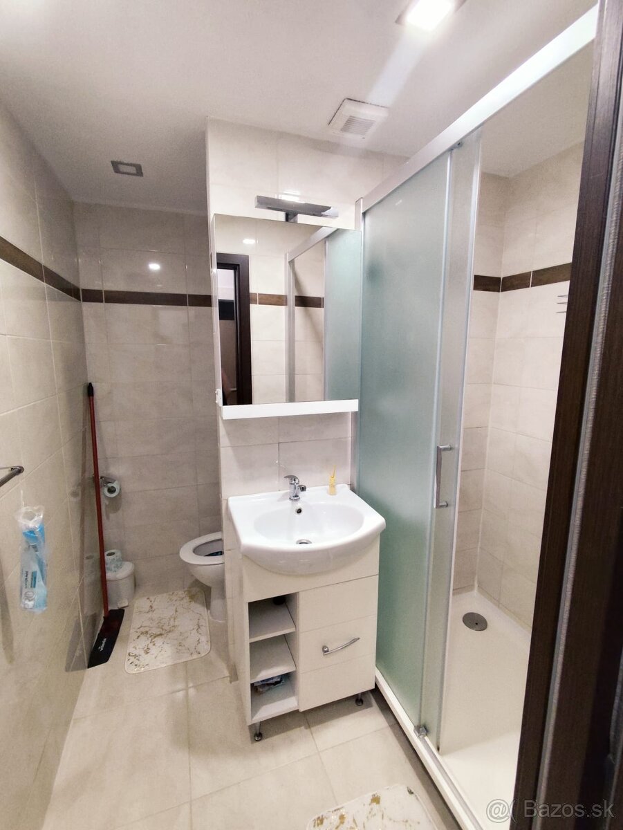 Priestranný 1 izbový byt s balkonom v Topoľčanoch - 4