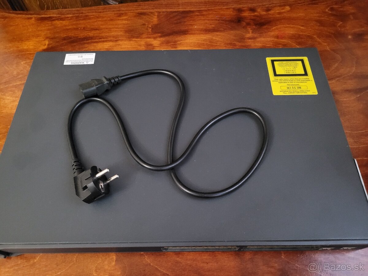 Predám Cisco Switch C3560V2-24PS-E - 4